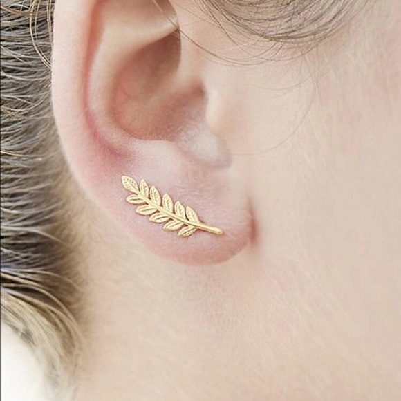 New leaf shaped ear climber - Picture 2 of 4